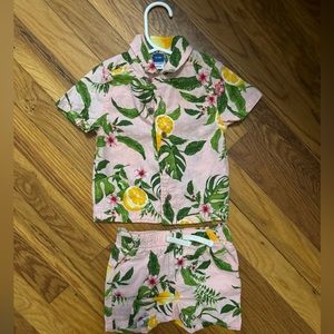 6-12M old navy outfit excellent condition